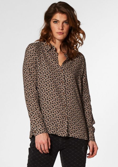 Lisanne Lichtbruine blouse met Zwart Stippenmotief
