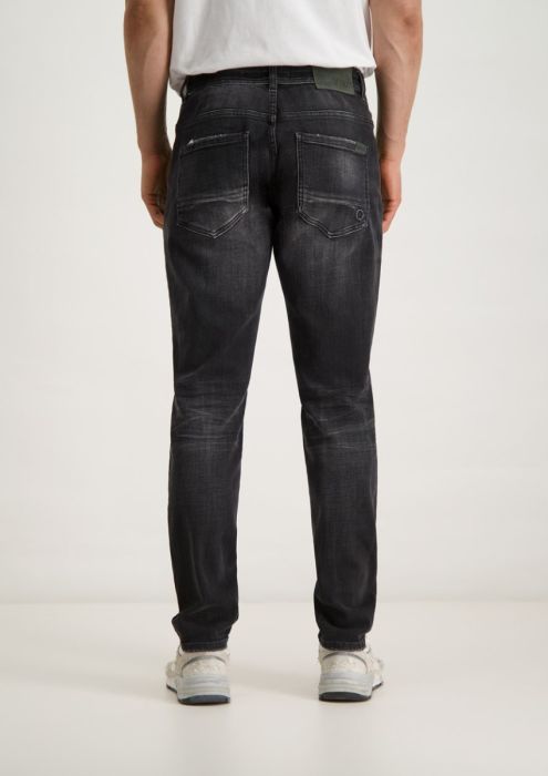 Jimmy Crushed Black - Loose Tapered Fit