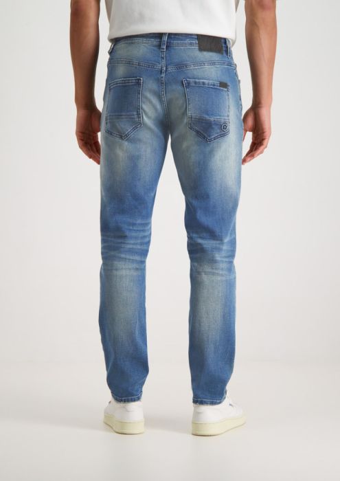 Jimmy Faded Blue - Loose Tapered Fit