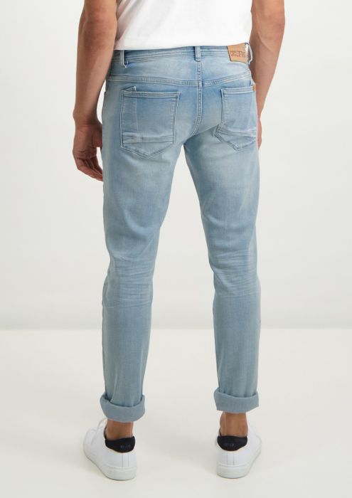 Jagger Washed Out Blue - Mid-Rise Slim Fit