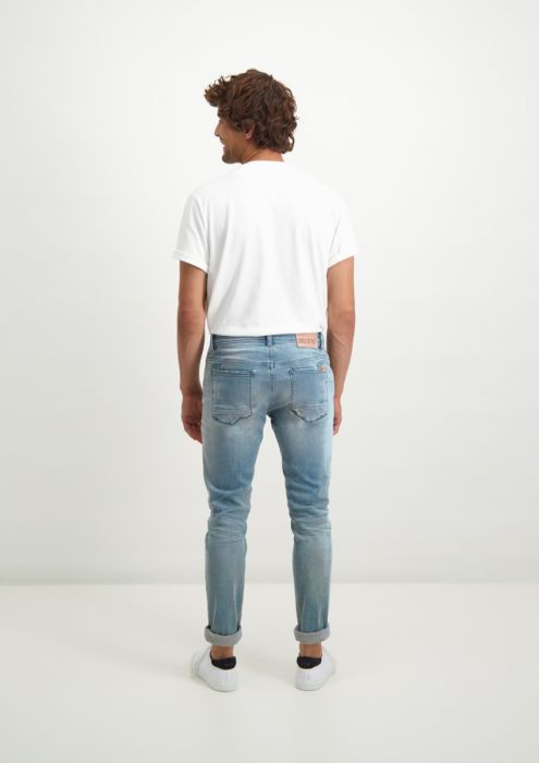 Jagger Dipped Blue - Mid-Rise Slim Fit