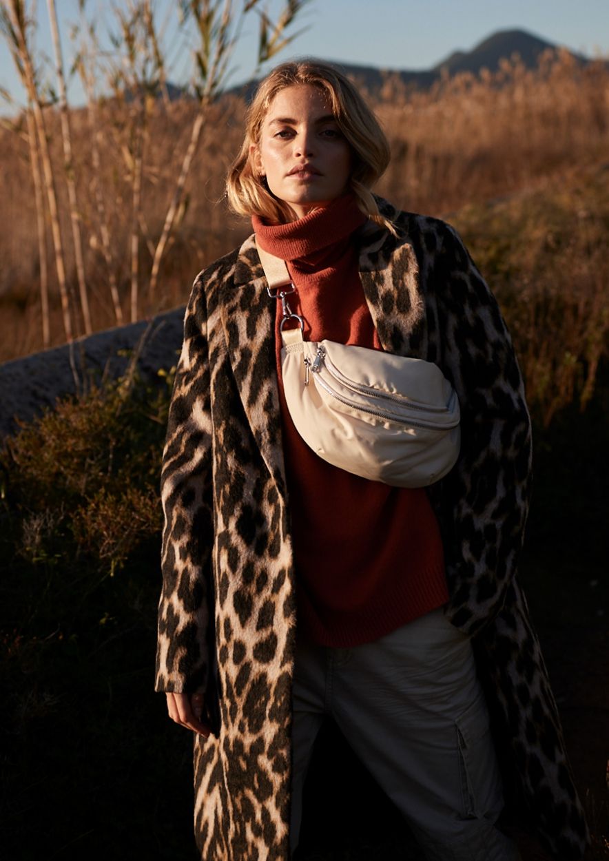 Vivvi coat hotsell