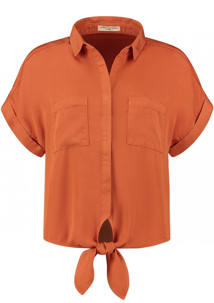 Alfabet handboeien lexicon Bobby roest oranje dames blouse met knoopdetail | Circle Of Trust official  webshop