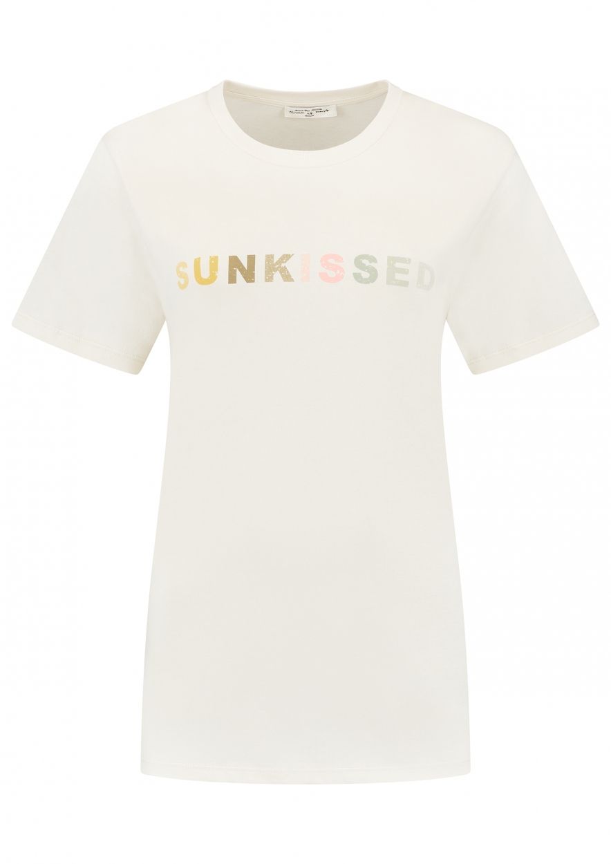 Suri off white shirt with print for girls Circle Of Trust