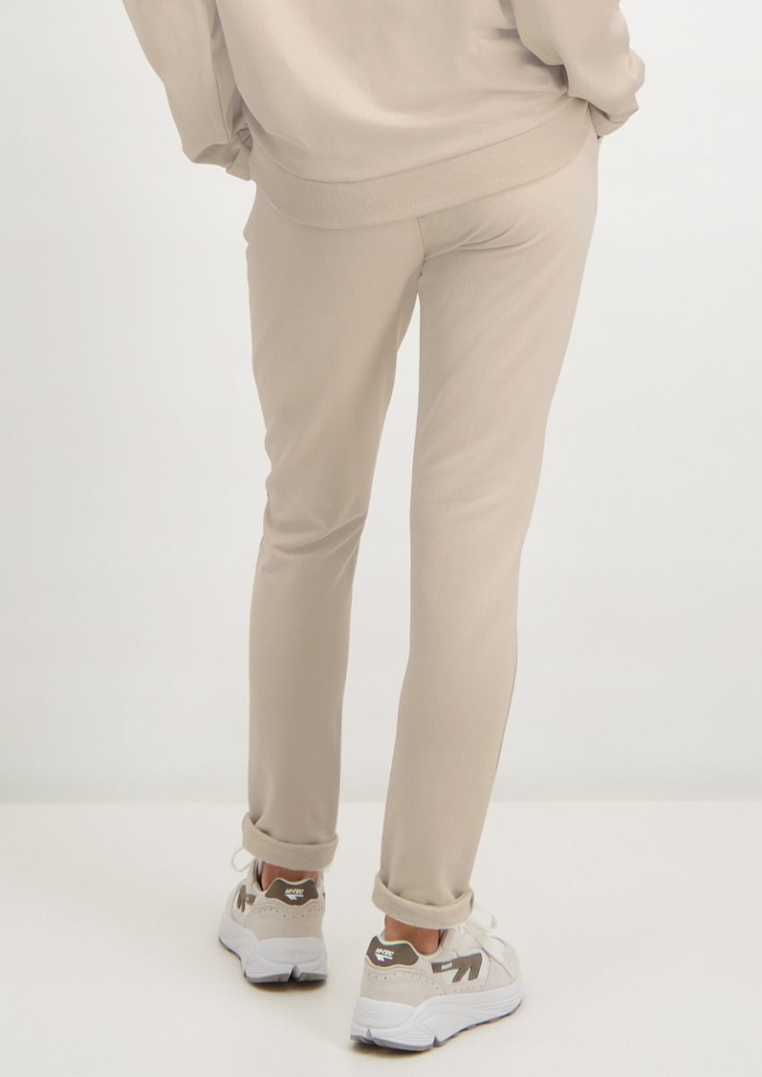 Beige jogger pants outlet