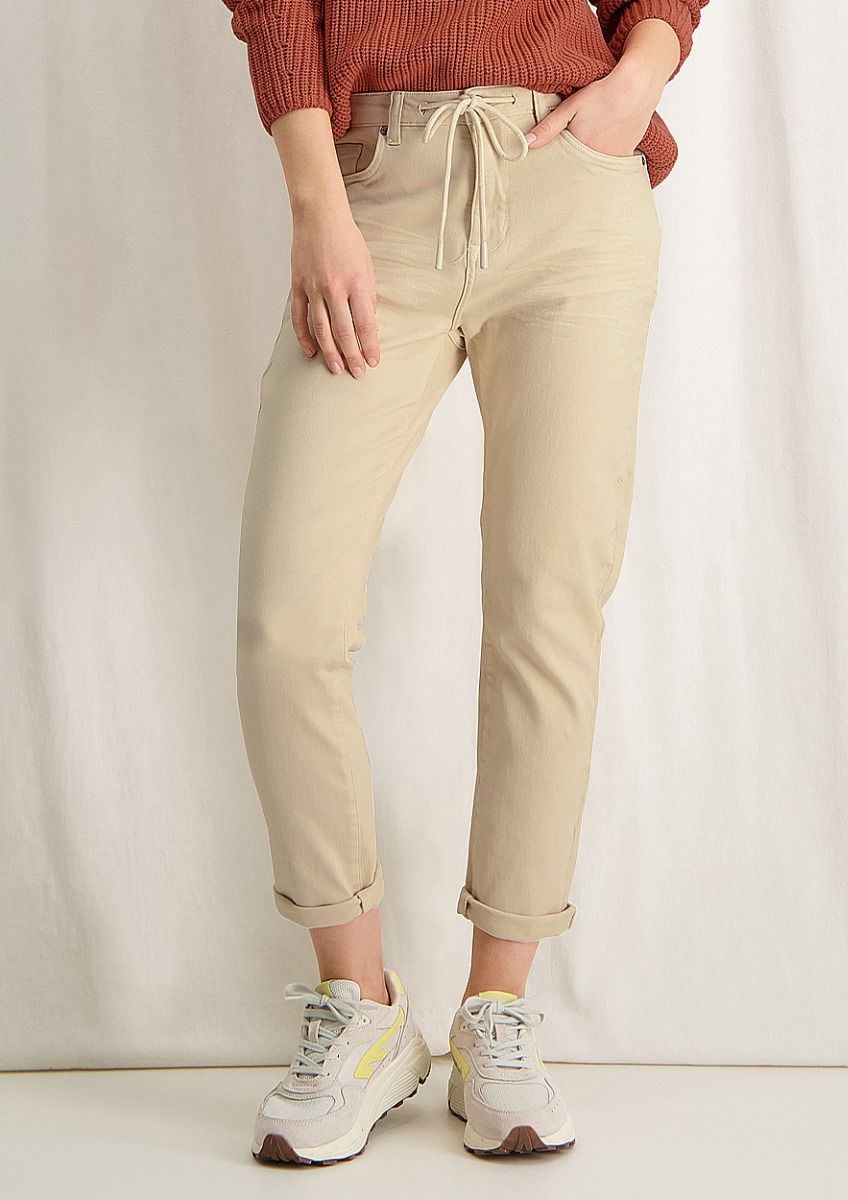 Amber cream colored pants with a straight fit for women Circle