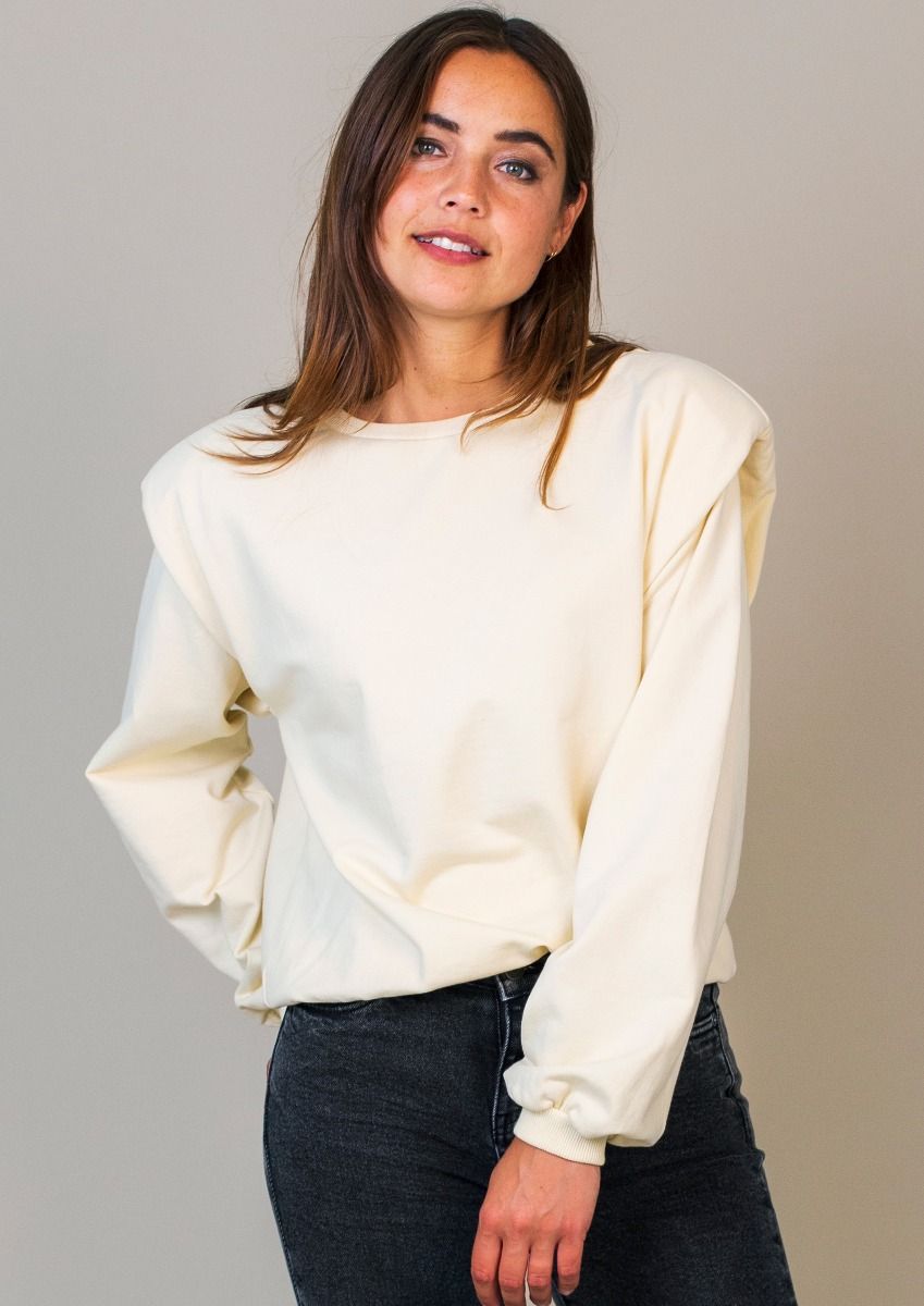 Kyana gebroken witte sweater met schoudervulling detail voor dames Circle Of Trust official webshop
