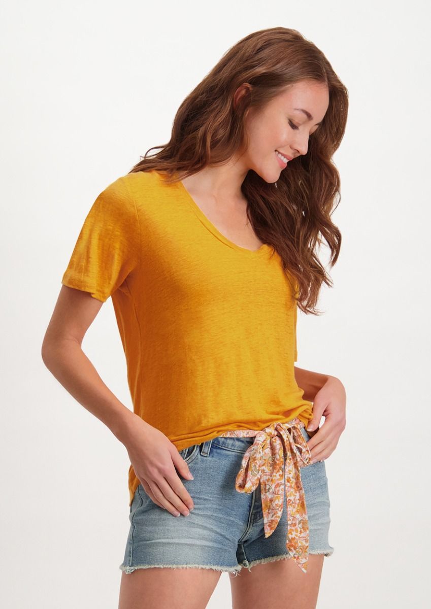 Mila okergeel t shirt voor dames Circle Of Trust official webshop