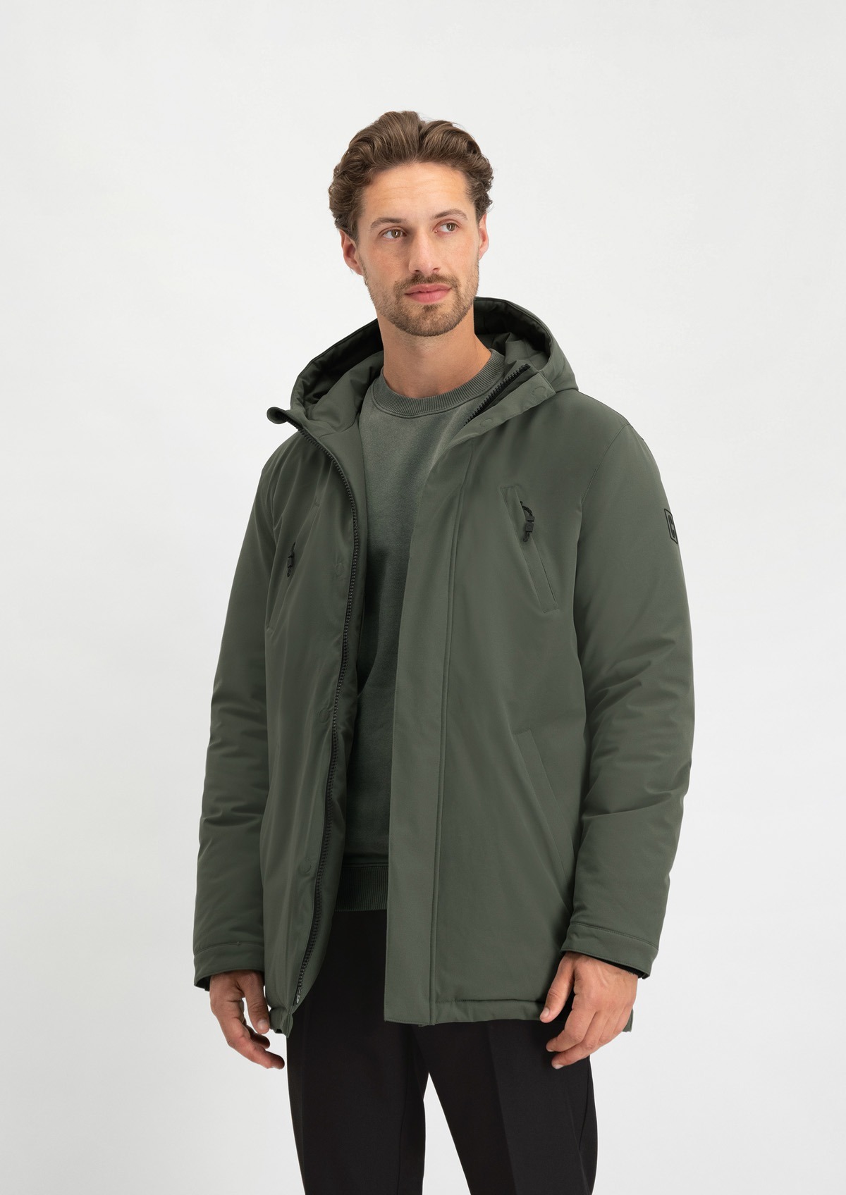 henry_chino_tap_shoe_chester_jacket_beetle_-_toby_sweat_beetle_torso_2